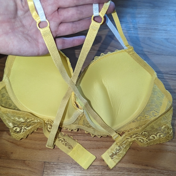 Yellow Convertible Straps Bra 40/90 - Picture 7 of 12